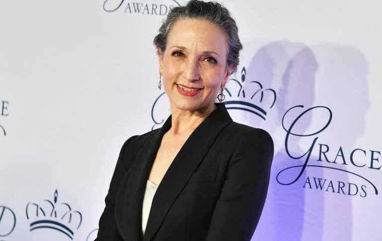 bebe neuwirth net worth - Smith Wility