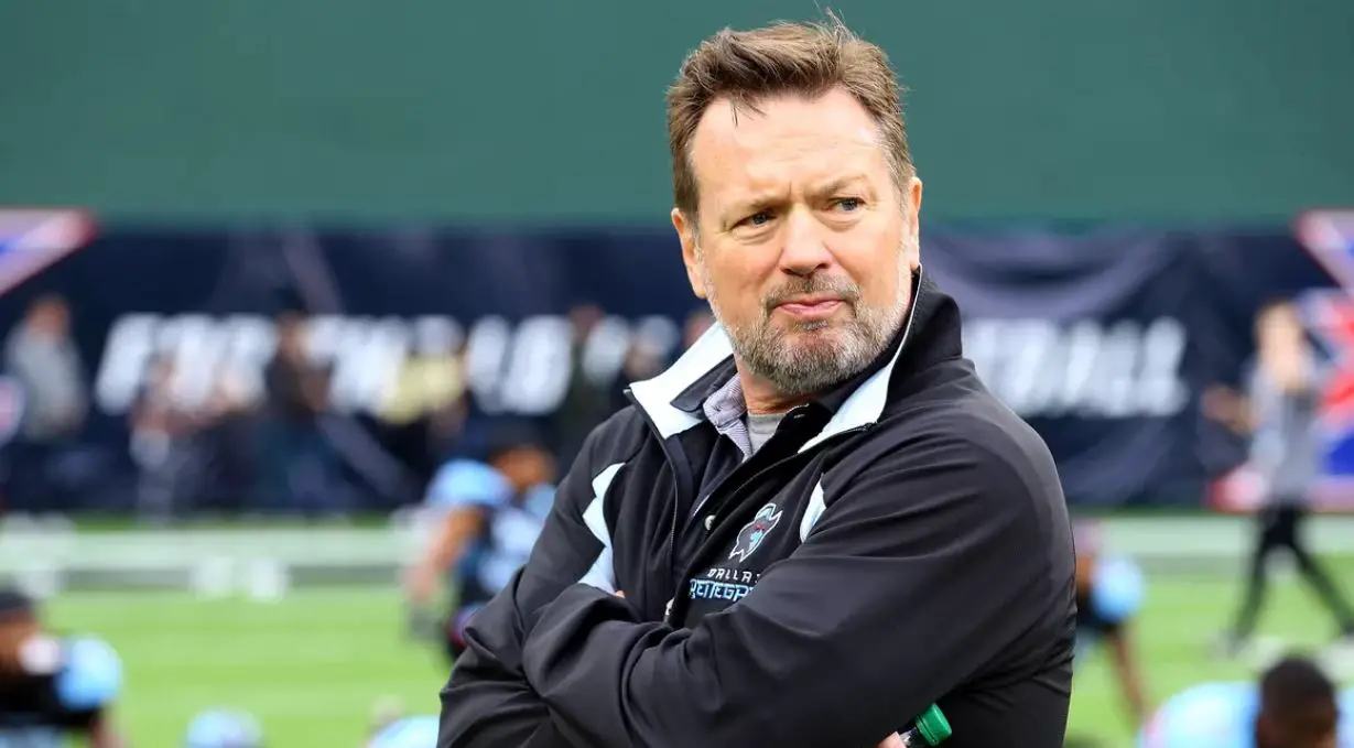 Bob Stoops Age, Net worth BioWiki, Wife, Kids, Weight 2022 The