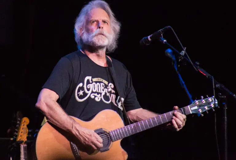 Bob Weir Net worth, Age Wife, Kids, BioWiki, Weight 2024 The Personage