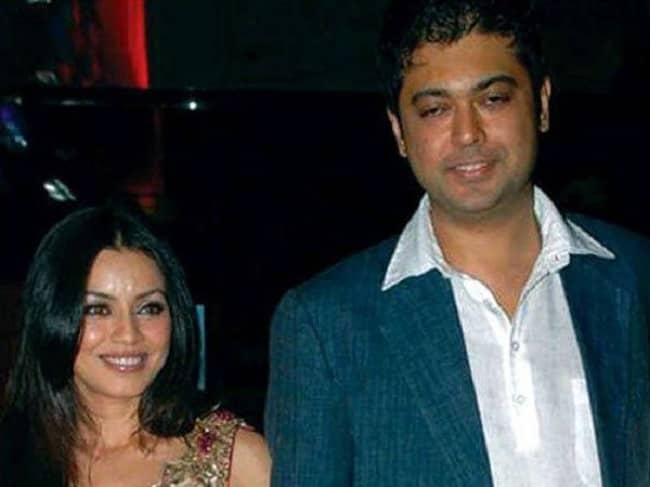 Bobby Mukherjee and Mahima Chaudhury