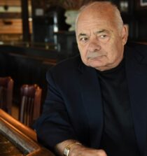 Burt Young net worth