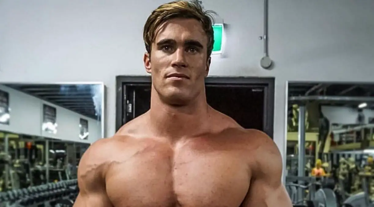 Calum Von Moger age