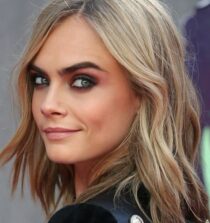 Cara Delevingne weight