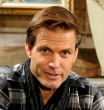 Casper Van Dien weight