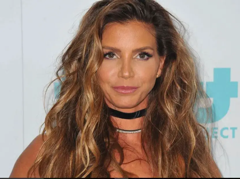 Charisma Carpenter weight