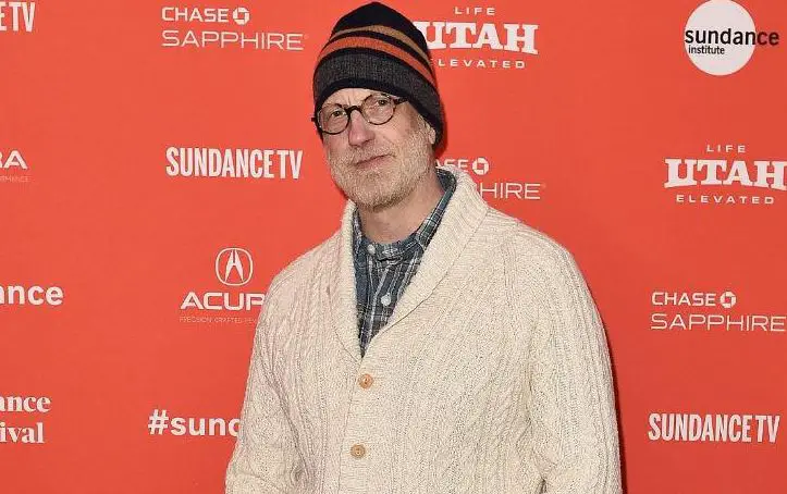 Chris Elliott age