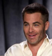 Chris Pine weight