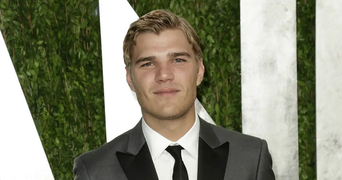 Chris Zylka age