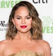 Chrissy Teigen net worth