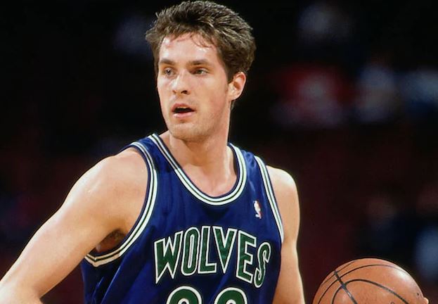 Christian Laettner height