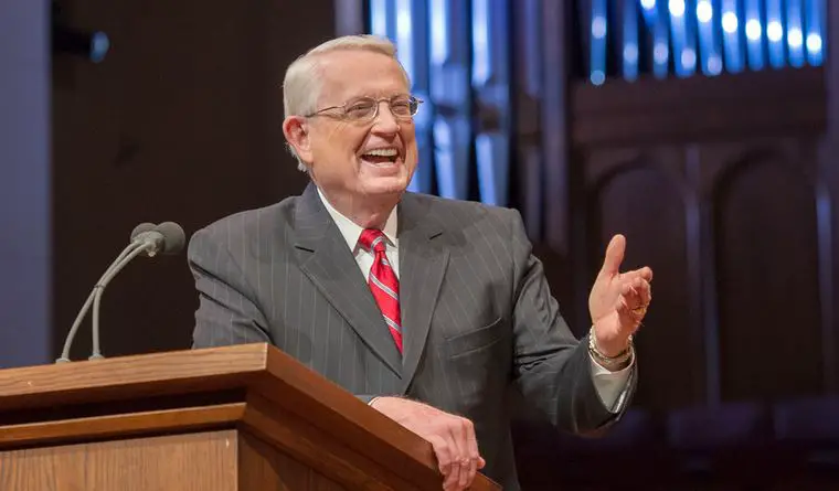 Chuck Swindoll net worth