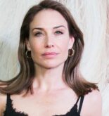 Claire Forlani net worth