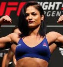 Cynthia Calvillo weight