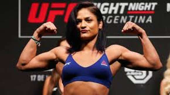 Cynthia Calvillo weight