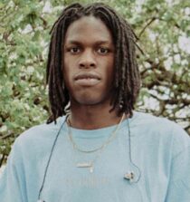 Daniel Caesar weight