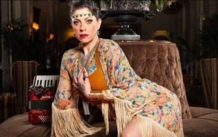 Danielle Colby net worth, Kids, Wife, Bio-Wiki, Age, Weight 2022 - The