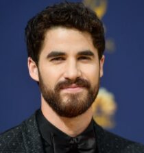 Darren Criss weight