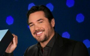 Dean Cain Net worth, Age: Weight, Bio-Wiki, Kids, Wife 2022 - The Personage