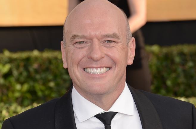 Dean Norris height