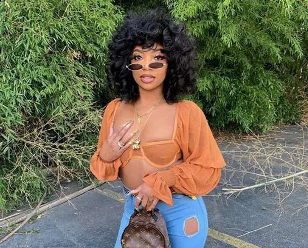 https://thepersonage.com/wp-content/uploads/2021/10/Dearra-Taylor-networth.jpg