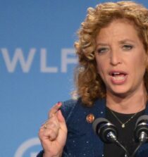 Debbie Wasserman Schultz height