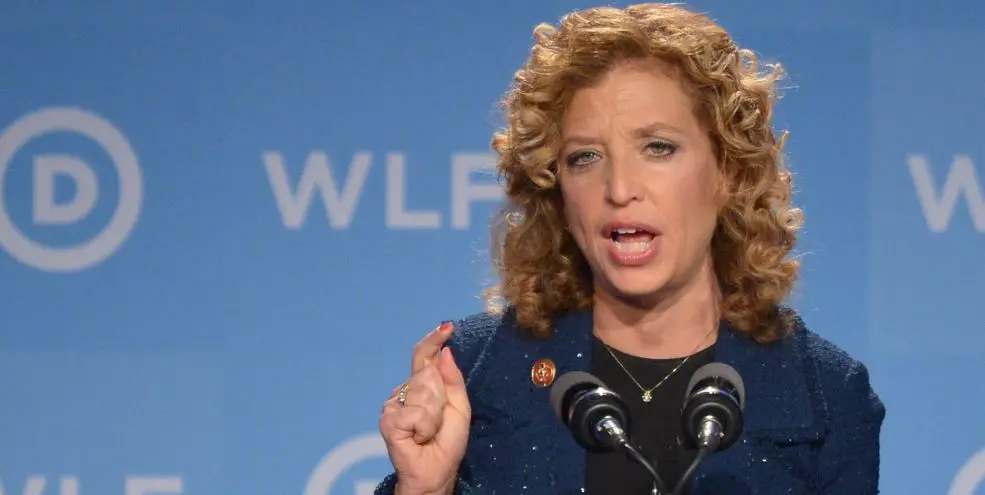 Debbie Wasserman Schultz height