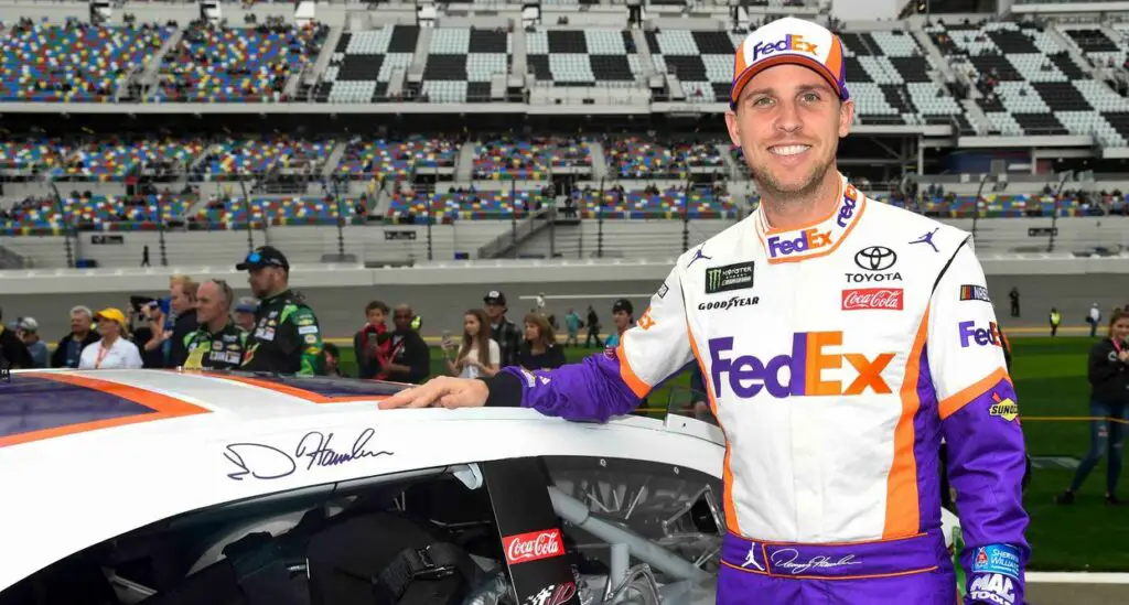 Denny Hamlin Net worth, Age: Wife, Kids, Weight, Bio-Wiki 2024| The