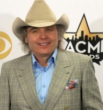 Dwight Yoakam height