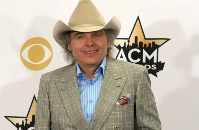 Dwight Yoakam height