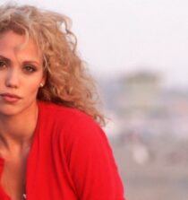 Elizabeth Berkley age