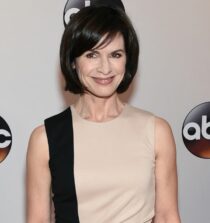 Elizabeth Vargas height