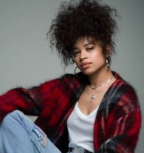 Ella Mai height