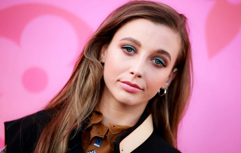 Emma Chamberlain net worth