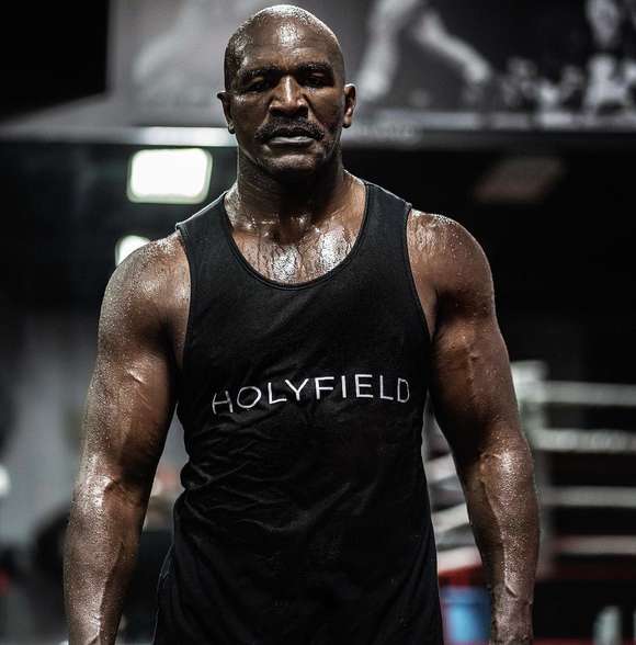 Evader Holyfield weight