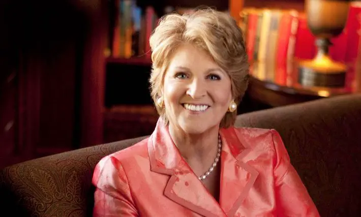 Fannie Flagg height