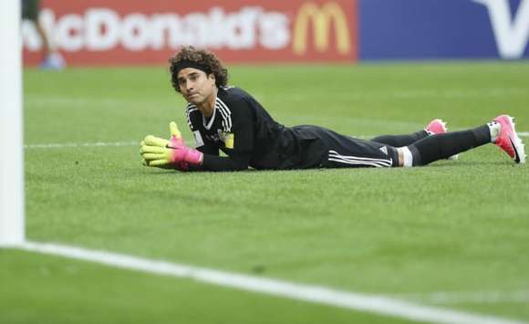 Francisco Guillermo Ochoa Magaa weight