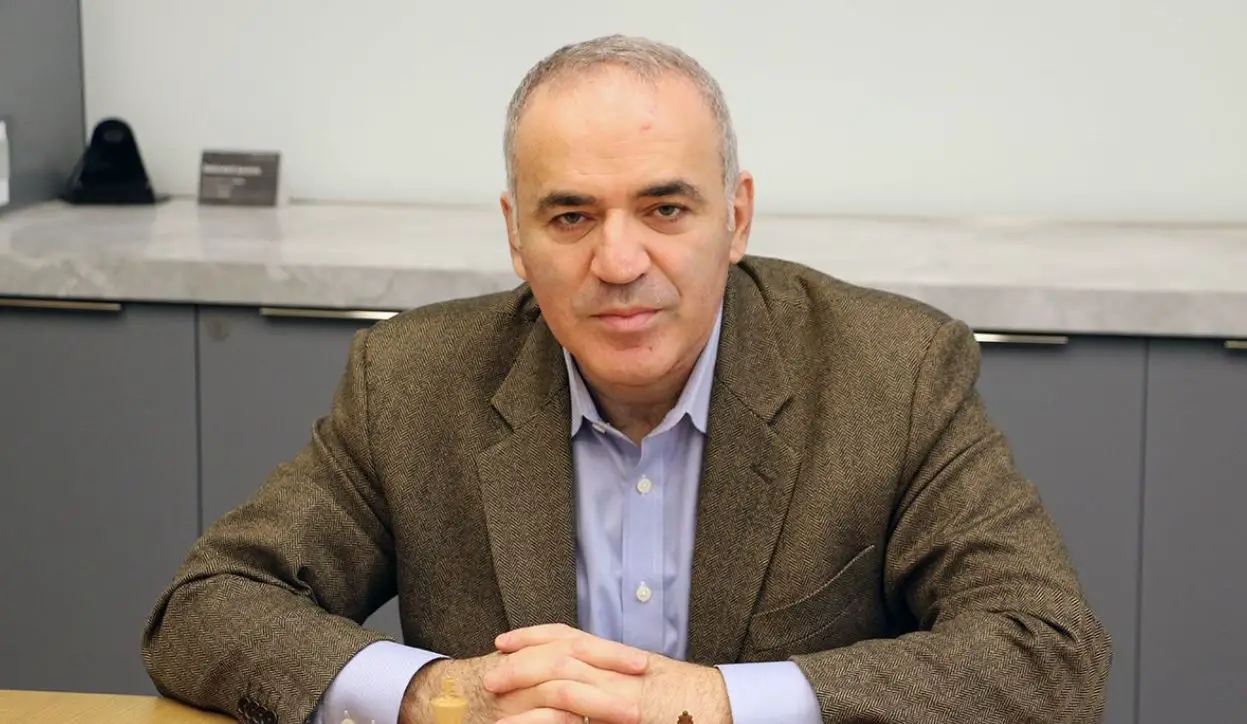 Garry Kasparov height