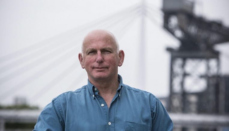 Gary Lewis height