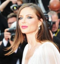 Georgina Chapman height