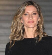 Gisele Bundchen height