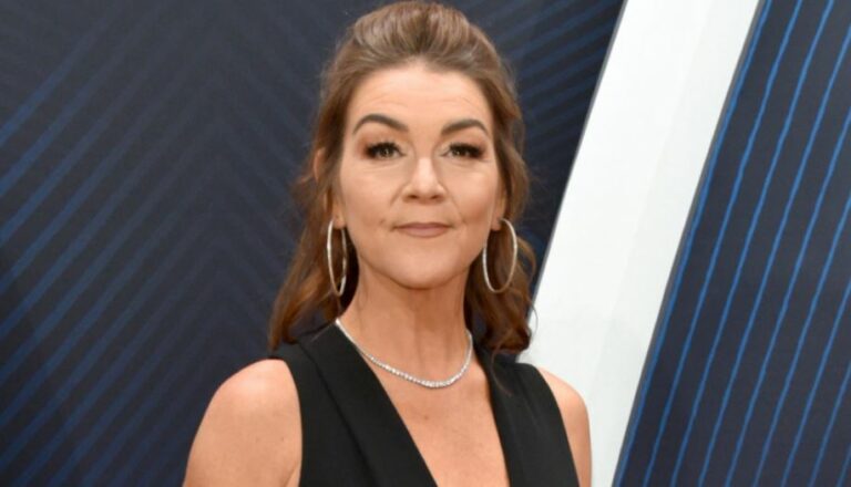 Gretchen Wilson Age, Net worth: Kids, Wife, Weight, Bio-Wiki 2024| The