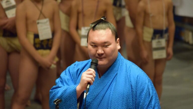 Hakuho Sho Weight and Height