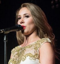 Haley Reinhart height