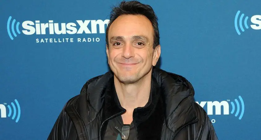 Hank Azaria age