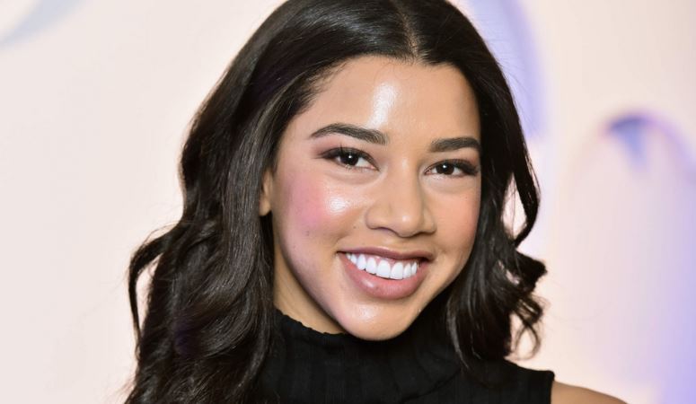 Hannah Bronfman weight