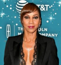 Holly Robinson Peete net worth