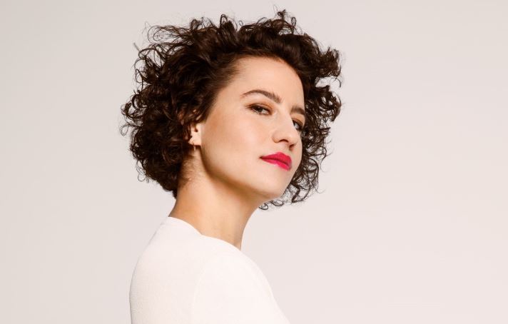 Ilana Glazer height