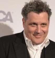 Isaac Mizrahi height