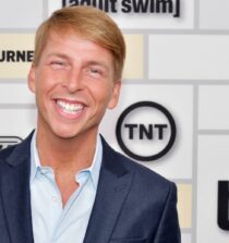 Jack McBrayer height