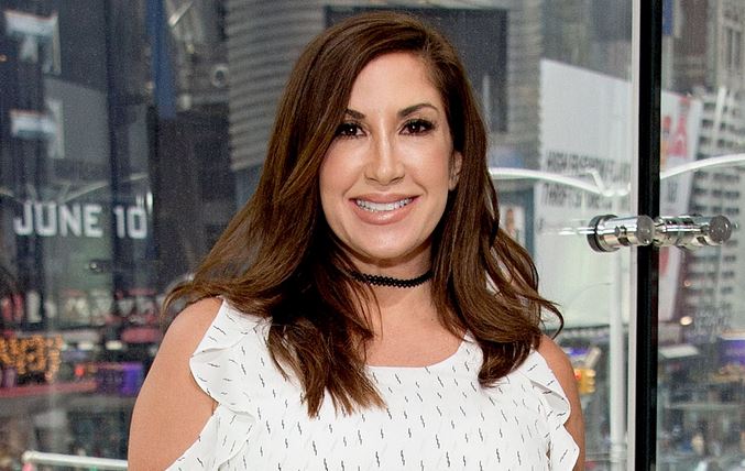 Jacqueline Laurita height